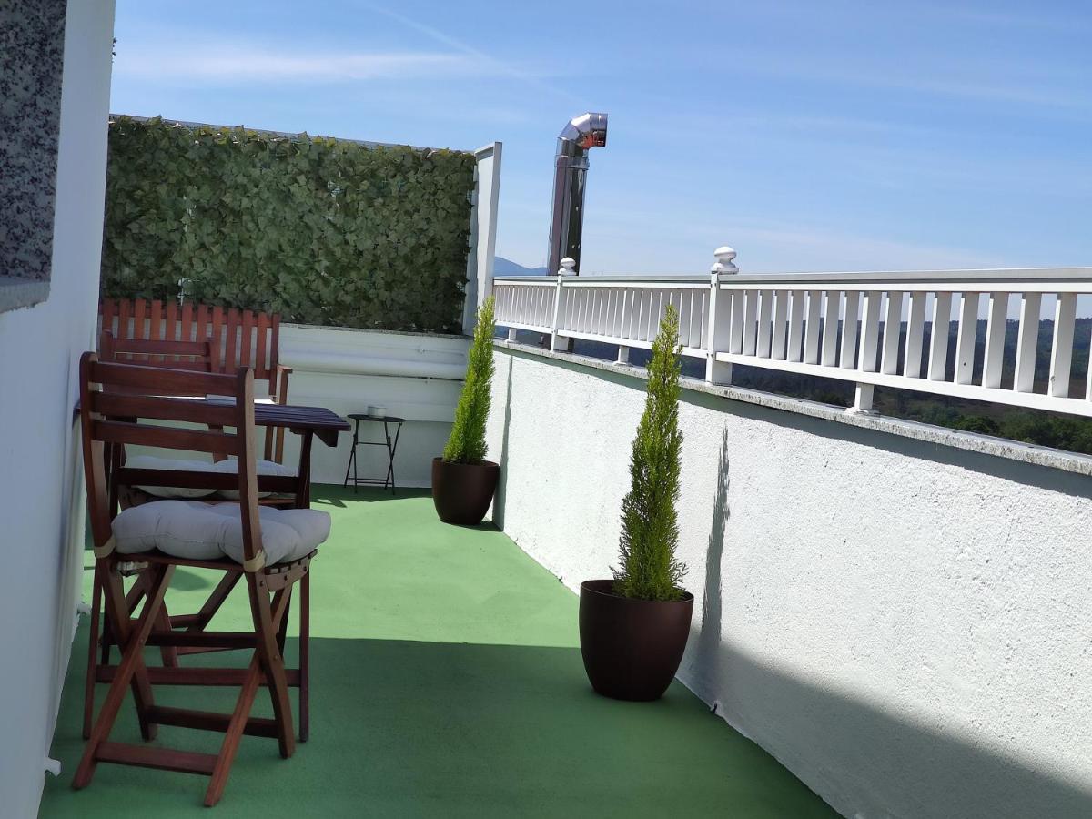 Hostal-Restaurante Paris Forcarei Bagian luar foto
